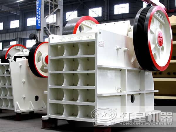 金紅石顎式破碎機 金紅石顎式破碎機