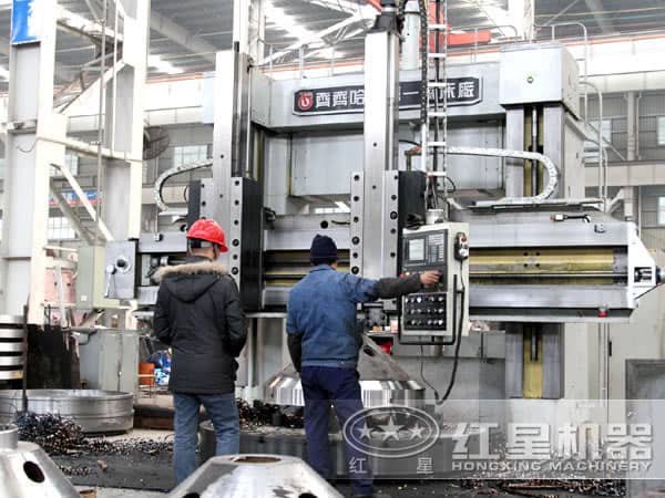 破碎機大型重工制造設(shè)施 破碎機大型重工制造設(shè)施