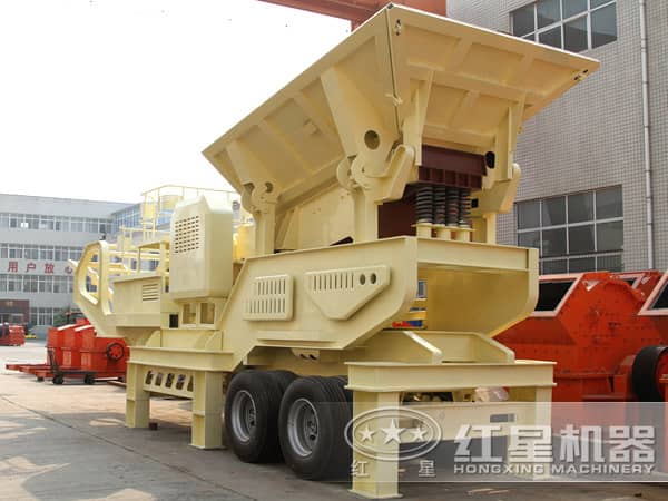 石油焦移動(dòng)破碎機(jī) 石油焦移動(dòng)破碎機(jī)