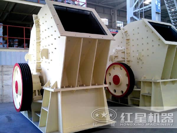 重錘式破碎機(jī) 重錘式破碎機(jī)