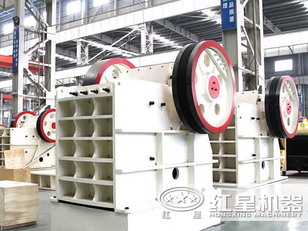 顎式破碎機(jī)高清圖 顎式破碎機(jī)高清圖