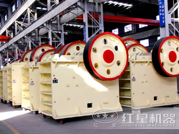 紅星河卵石顎式破碎機(jī)集中展示圖 紅星河卵石顎式破碎機(jī)集中展示圖