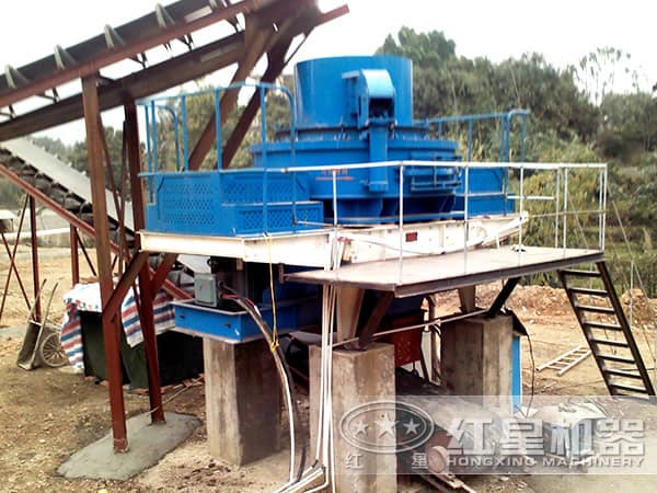 制砂機(jī)生產(chǎn)現(xiàn)場(chǎng) 制砂機(jī)生產(chǎn)現(xiàn)場(chǎng)
