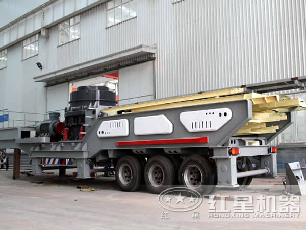 大型建筑垃圾移動式破碎站正面圖 大型建筑垃圾移動式破碎站正面圖