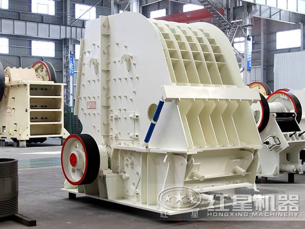 紅星重型反擊破側(cè)面細(xì)節(jié)實(shí)拍 紅星重型反擊破側(cè)面細(xì)節(jié)實(shí)拍