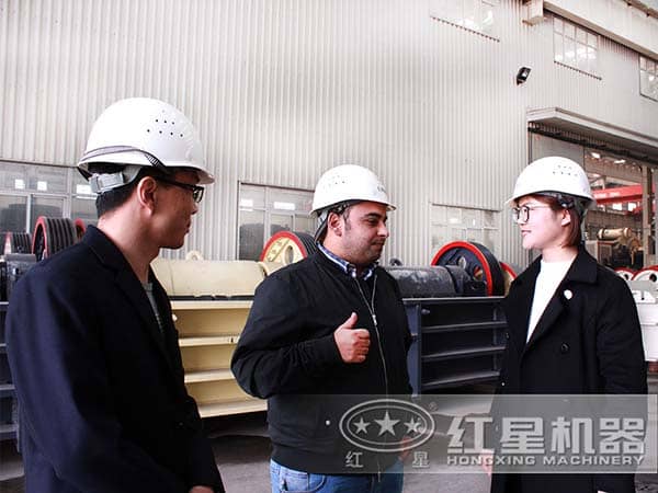 外國(guó)技術(shù)專家來(lái)公司指導(dǎo)學(xué)習(xí) 外國(guó)技術(shù)專家來(lái)公司指導(dǎo)學(xué)習(xí)