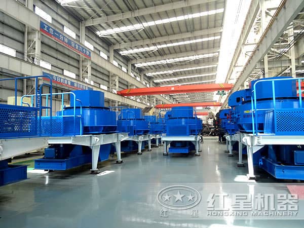 環(huán)保型河卵石制砂機(jī)集體擺放圖 環(huán)保型河卵石制砂機(jī)集體擺放圖