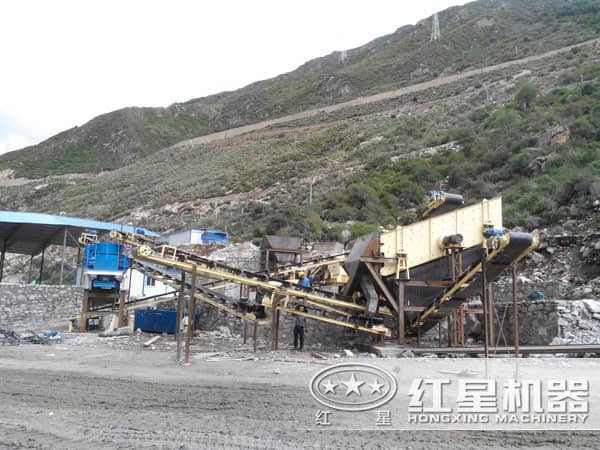 制砂機作業(yè)現(xiàn)場 制砂機作業(yè)現(xiàn)場