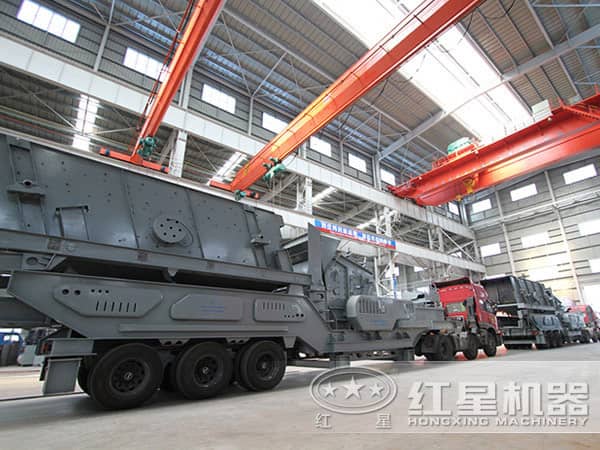 移動碎石機(jī)車間