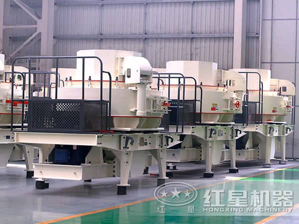 河卵石制砂機整齊擺放 河卵石制砂機整齊擺放