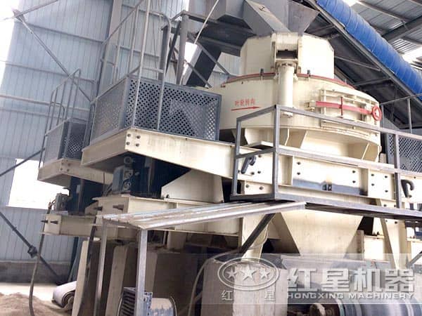 新型制沙機(jī)作業(yè)現(xiàn)場(chǎng) 新型制沙機(jī)作業(yè)現(xiàn)場(chǎng)