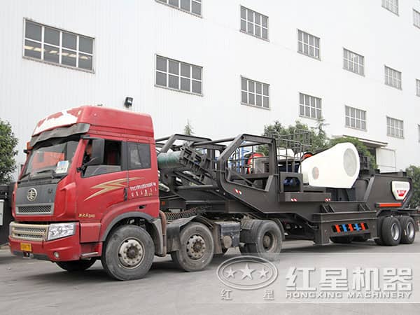 移動(dòng)式建筑垃圾破碎機(jī)發(fā)貨 移動(dòng)式建筑垃圾破碎機(jī)發(fā)貨