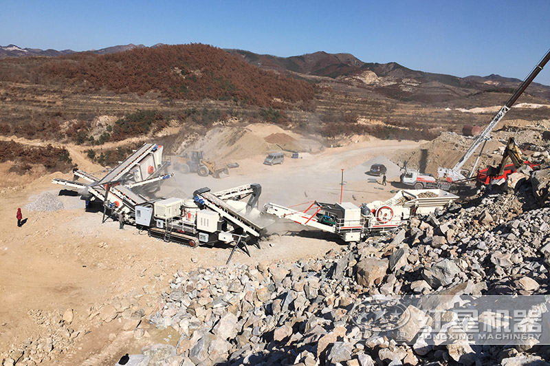 移動制沙現(xiàn)場 移動制沙現(xiàn)場