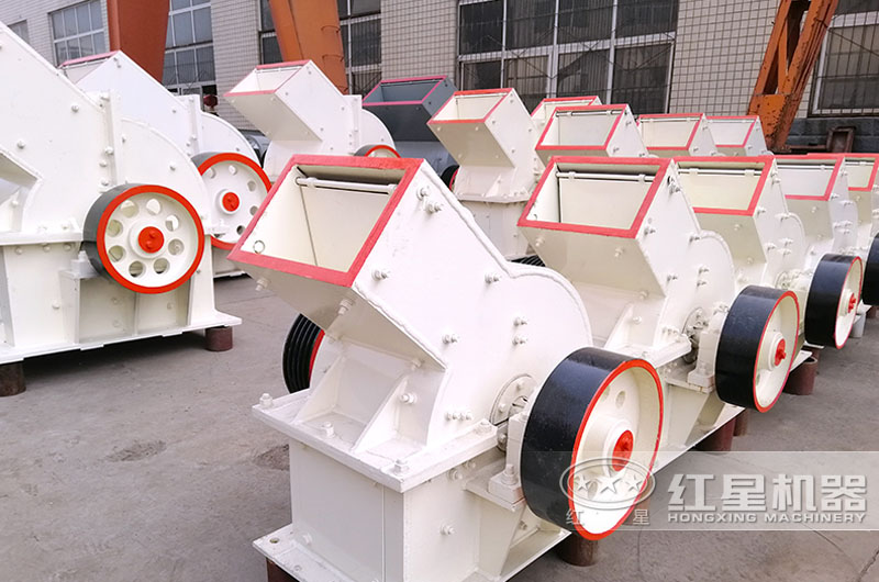 小型錘式破碎機(jī)，體積小，占地面積少