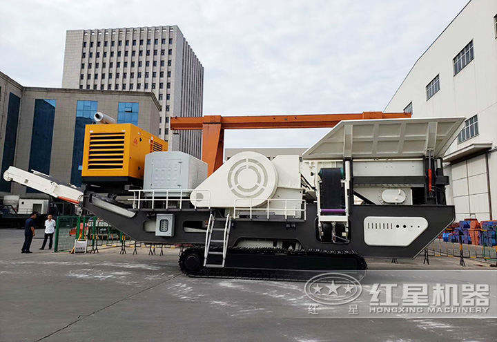 履帶式移動(dòng)破碎機(jī) 履帶式移動(dòng)破碎機(jī)