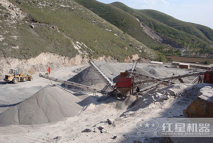 石頭制砂現(xiàn)場 石頭制砂現(xiàn)場
