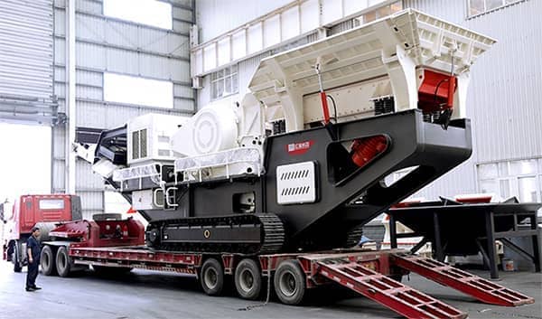 每小時產(chǎn)100噸履帶移動式石子破碎機(jī)多少錢一臺？